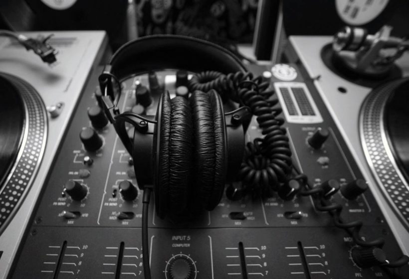 The 20 Best DJ Headphones in 2022 – Bass Head Speakers