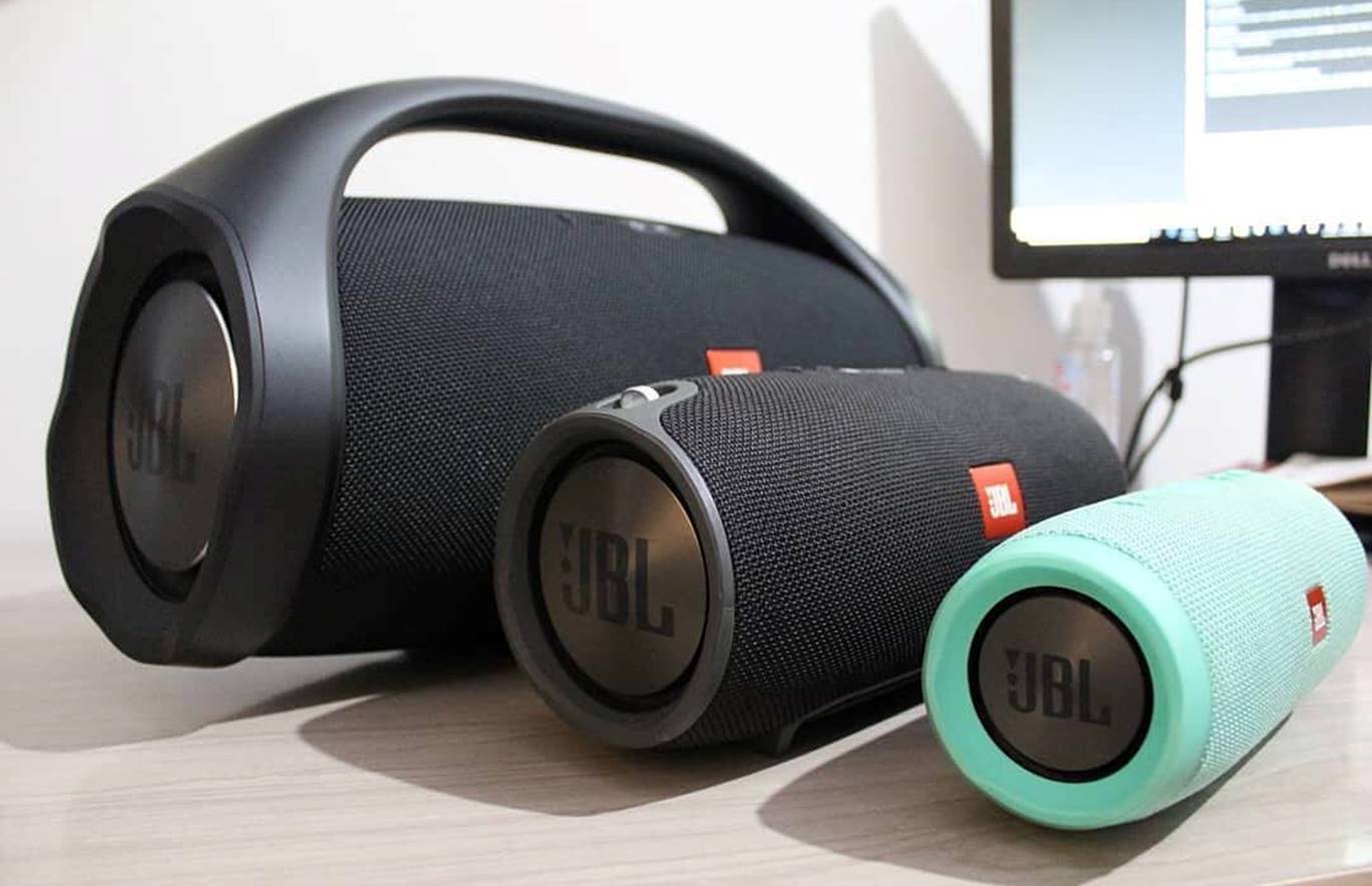 JBL Boombox 2: A Review - Bass Head Speakers