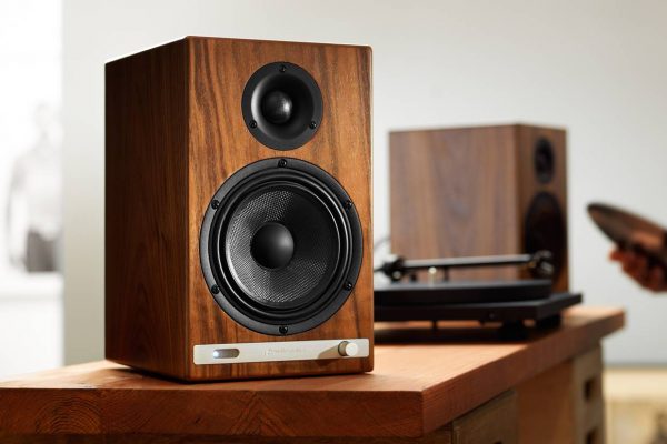 Audioengine HD6 Powered Bookshelf Speakers Review